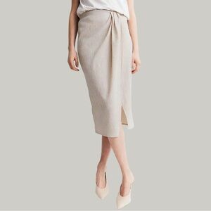 LIKE NEW H&M Maxi Skirt